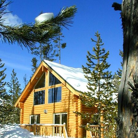 The Pines At Island Park Villa Exterior photo